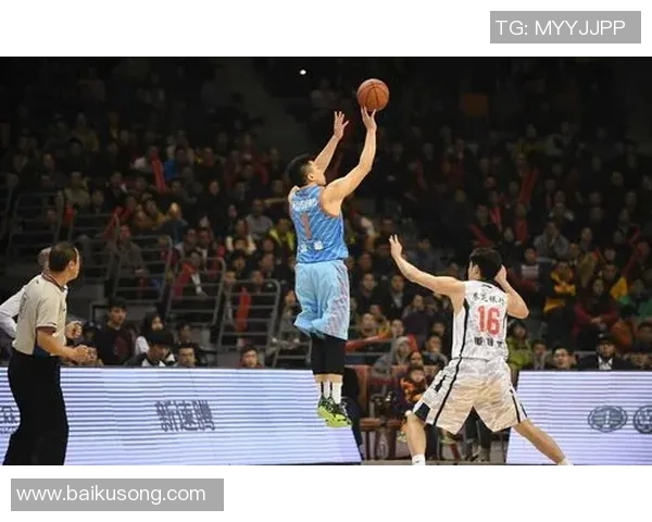 李根的篮球之路：从青涩少年到CBA明星的成长故事与奋斗历程